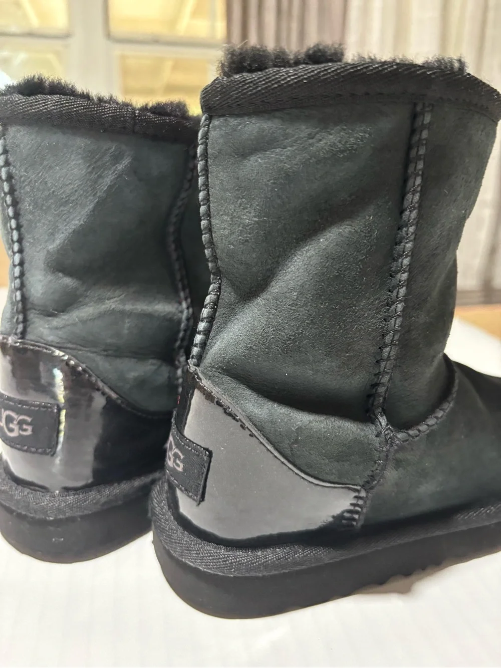 UGG Kids Classic Short Boots in Black